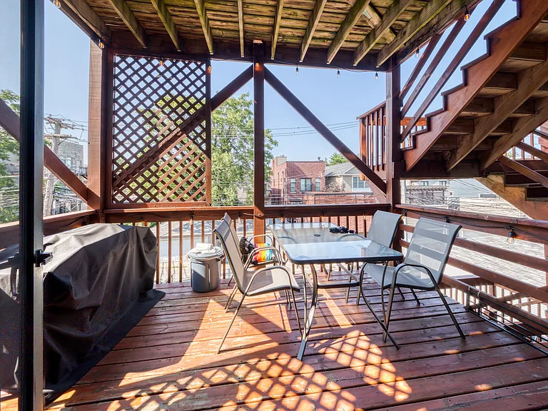 1954 W Diversey Pkwy #3W — Photo 18