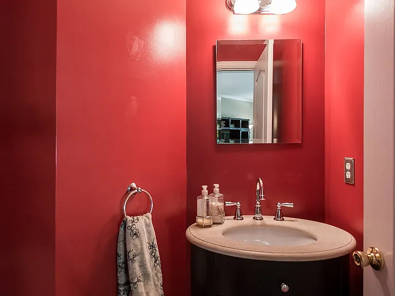 1285 Brookstone Dr — Photo 3