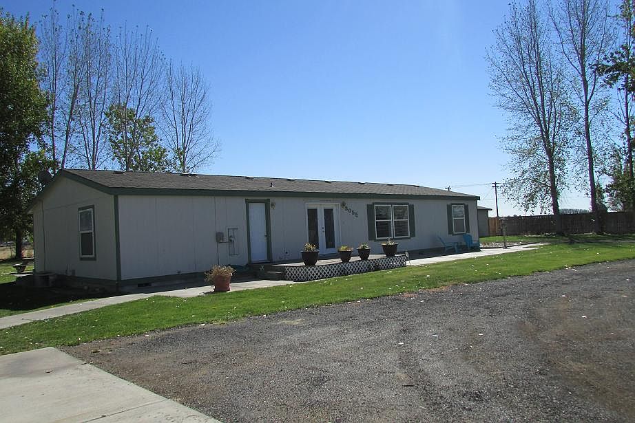 1st image of 3055 Road F NE