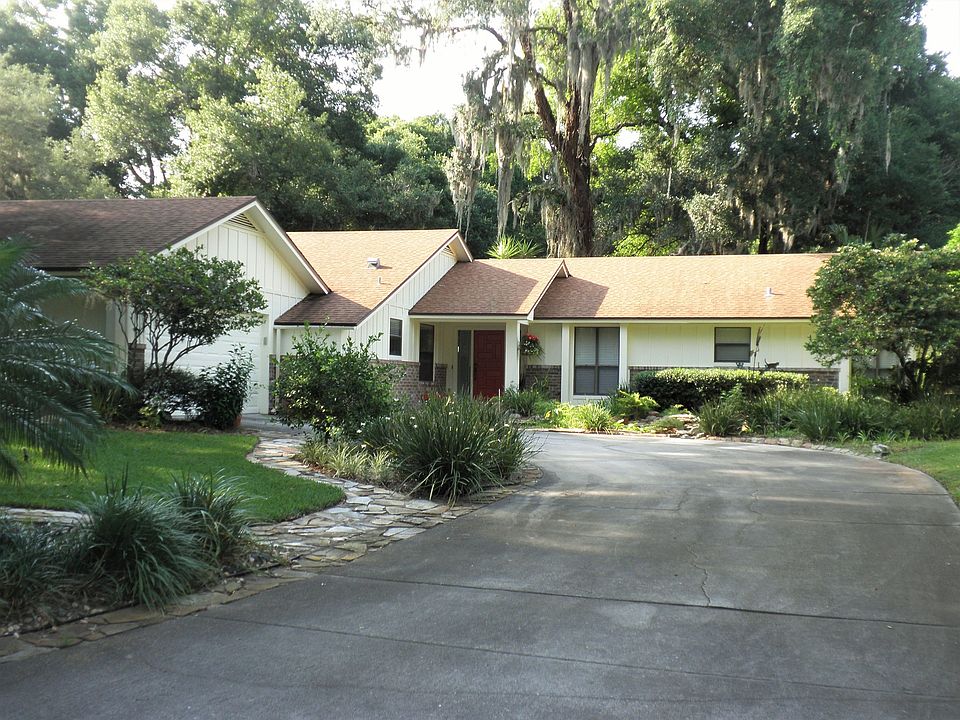 11735 Martha's Vineyard Ct.