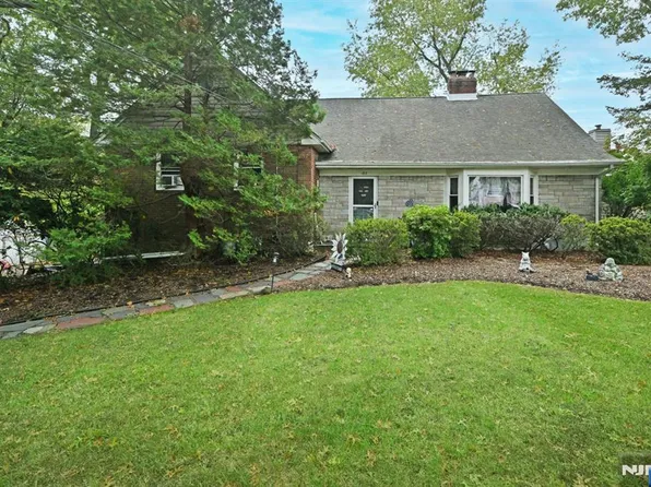 183 Jefferson Ave, Emerson, NJ 07630