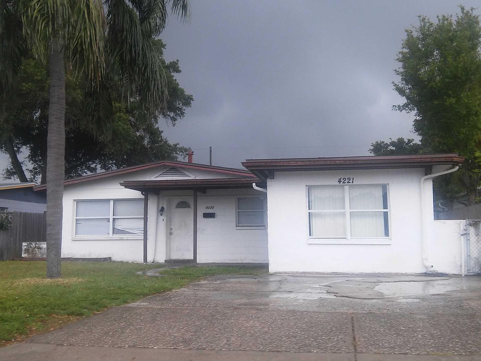 1st image of 4221 70th Ave N