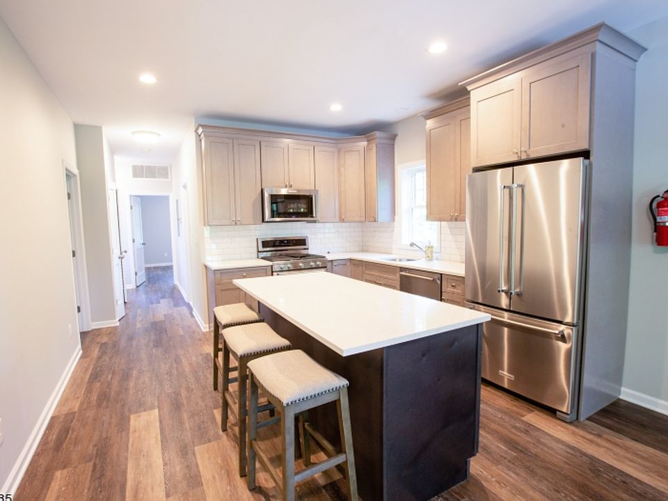 1st image of 215 Irvington Ave #A