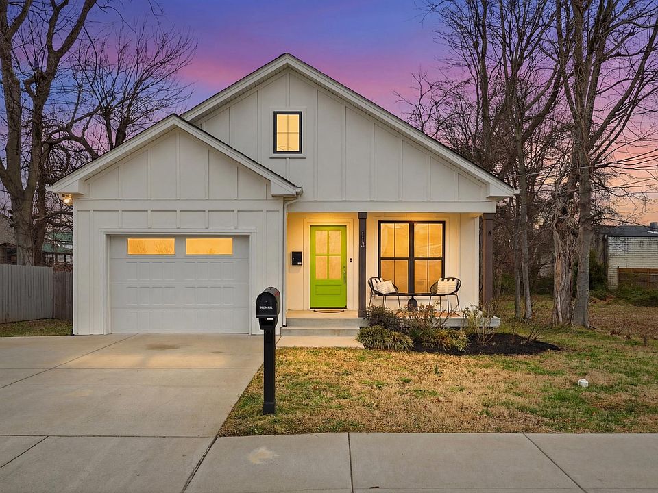 1st image of 113 11th Ave W