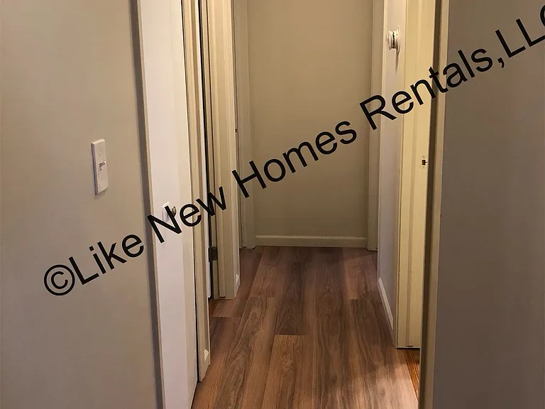 4440 Shubert Ave — Photo 7