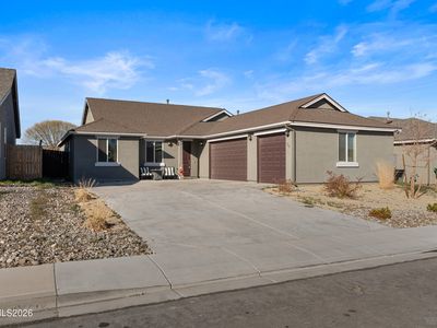 546 Country Hollow Dr, Fernley, NV, 89408