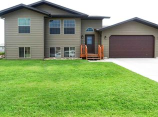 1923 Rain Drop Cir, Spearfish, SD 57783