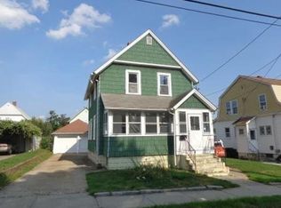 42 Berkshire St, Ludlow, MA 01056