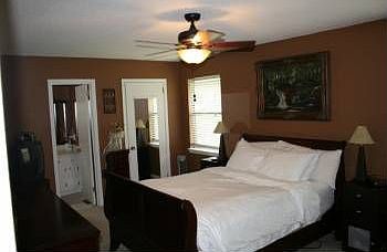 5th image of 2460 Hampstead Dr