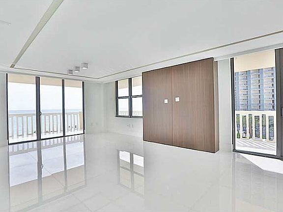 4th image of 9801 Collins Ave #Penthouse 9