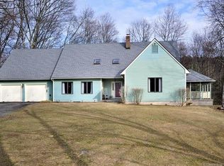 226 Ratlum Rd, New Hartford, CT 06057