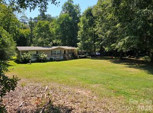 195 Hollywood St, Forest City, NC 28043