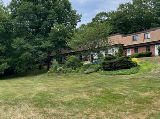 11 King Arthur Dr UNIT 5E, Niantic, CT 06357