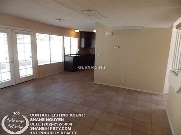 4th image of 4797 Castle Rock Ct
