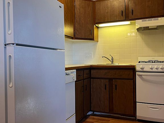 5th image of 1015 Concord Ave #A5