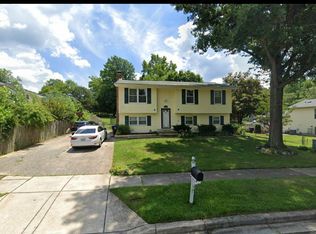 10210 Queen Mary Dr, Upper Marlboro, MD 20772