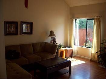3rd image of 4668 Creekwood Dr