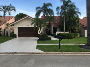 19349 Cherry Hills Ter, Boca Raton, FL 33498