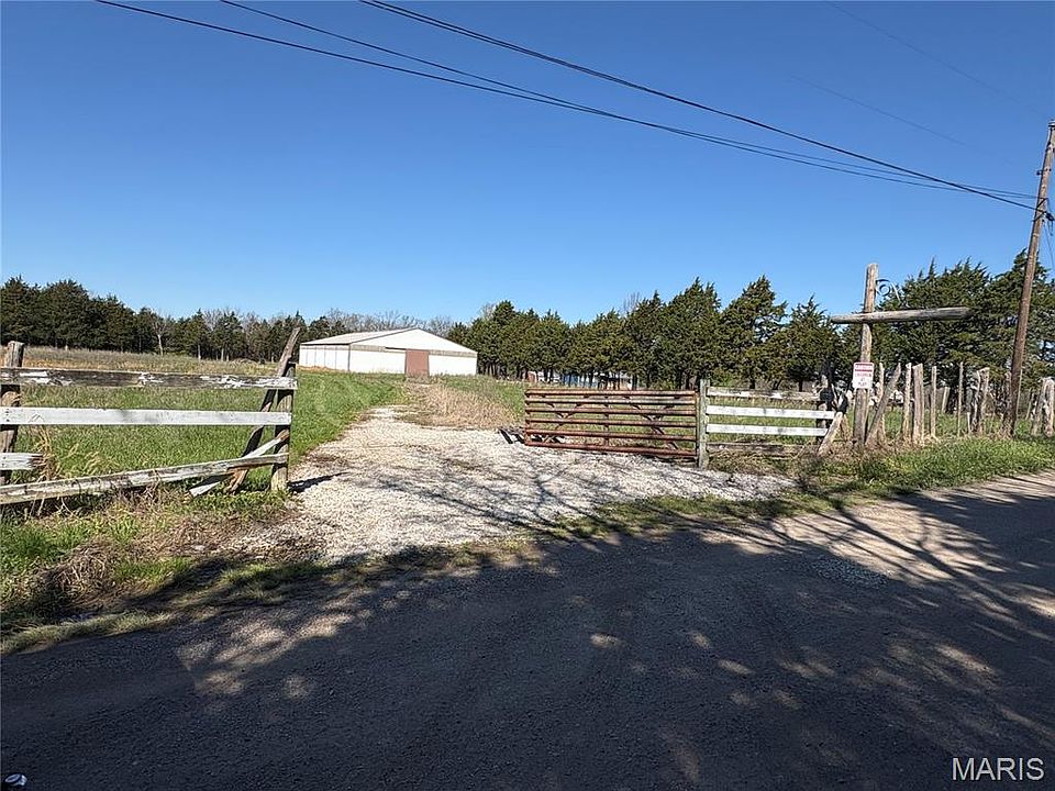 1st image of 2309 Ebert Ln