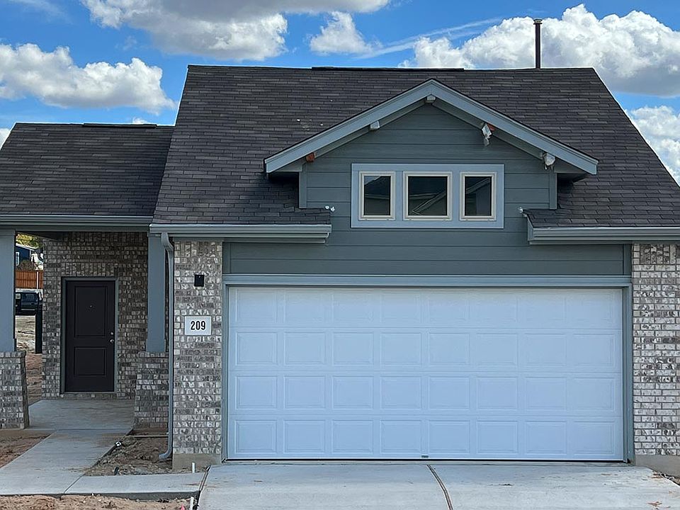 1st image of 209 White Horses Dr