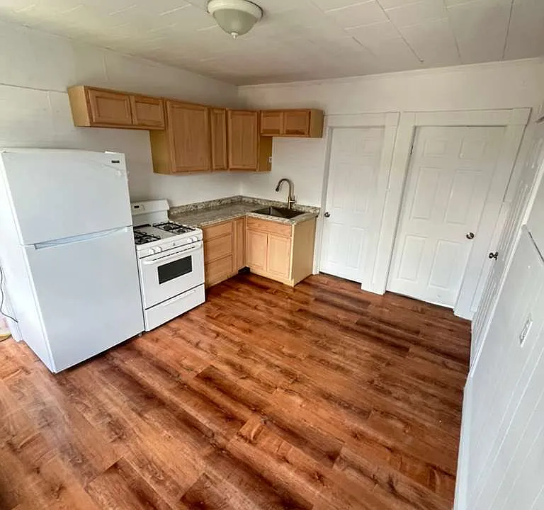 21-23 Fulton St #3