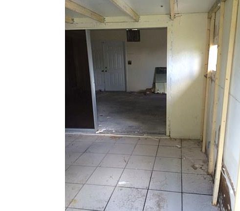 4th image of 3103 Elva Ave S