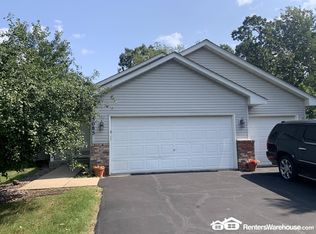 15085 Oakcrest Ct, Savage, MN 55378