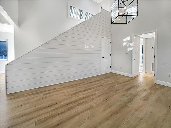 4th image of 7326 Shepherd St