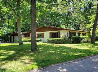 7210 30th St SE, Ada, MI 49301
