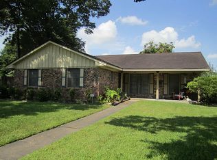 2020 Locklaine Dr, Pasadena, TX 77502