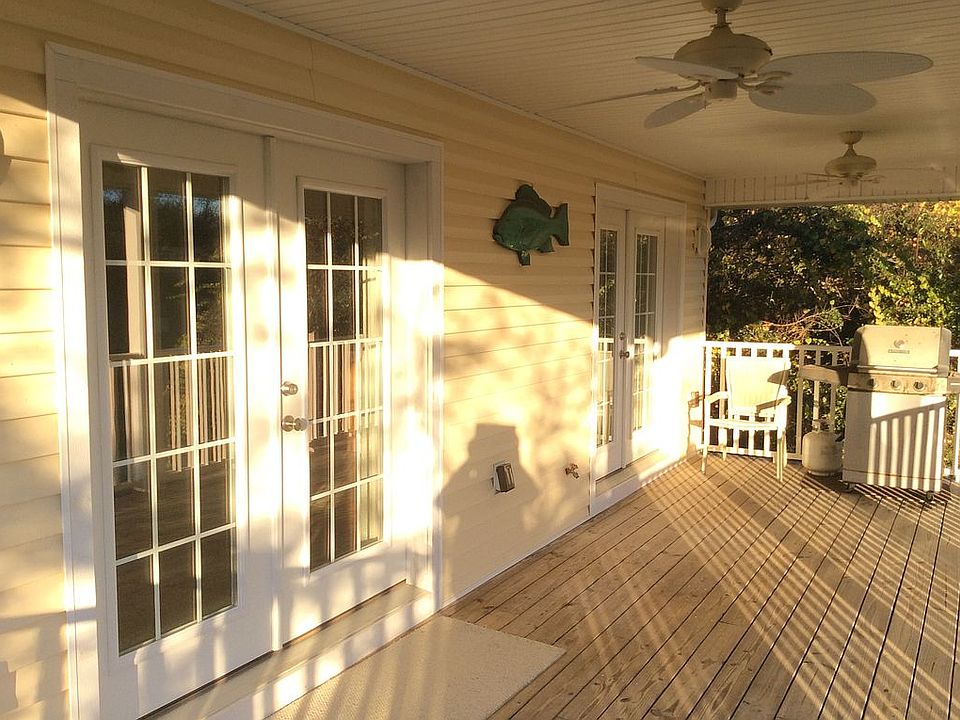 1st image of 3 Flagler Dr