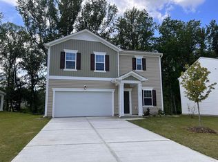 781 Mirror Pond Dr, Zebulon, NC 27597
