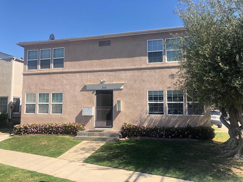 1st image of 221 Corona Ave #4