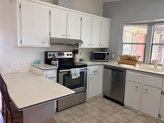 4th image of 538 Catalina Dr