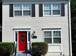 829 Laurel Ln, La Plata, MD 20646