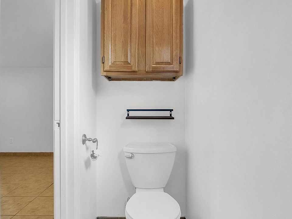 Casita bathroom