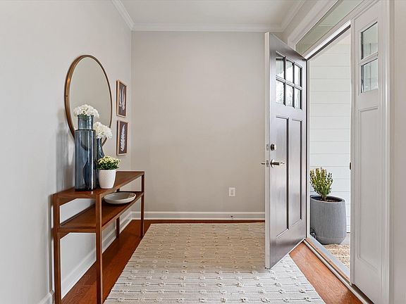 3rd image of 106 Paynes Mill Rd