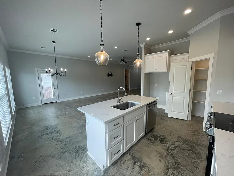 1635 Poteete Dr — Photo 4