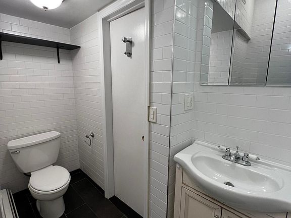 4th image of 12 Alexander Ave #1