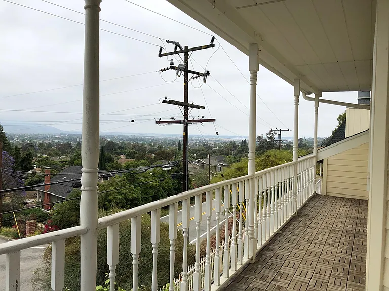 102 Santa Cruz Way — Photo 37