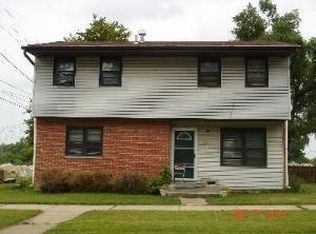 851 E Locust St, Kankakee, IL 60901
