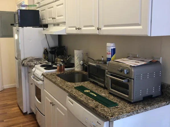 26 Phillips St #3, Boston, MA 02114