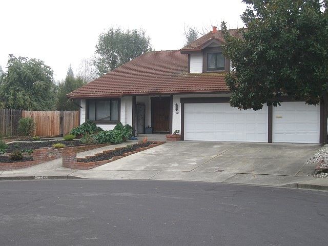 1st image of 2449 Lavender Ct
