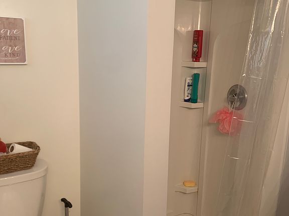 4th image of 1212 Como Ave SE APT 2
