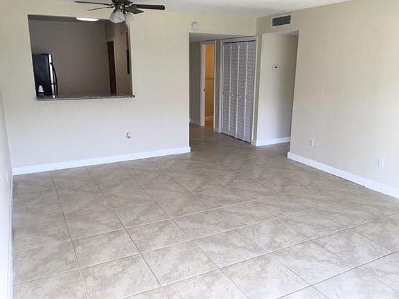 2nd image of 15225 NE 6th Ave APT B203