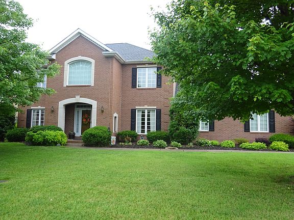 2nd image of 415 Sandalwood Dr