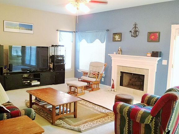 Family Room 20x15