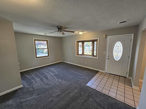 3rd image of 131 Barsi Blvd