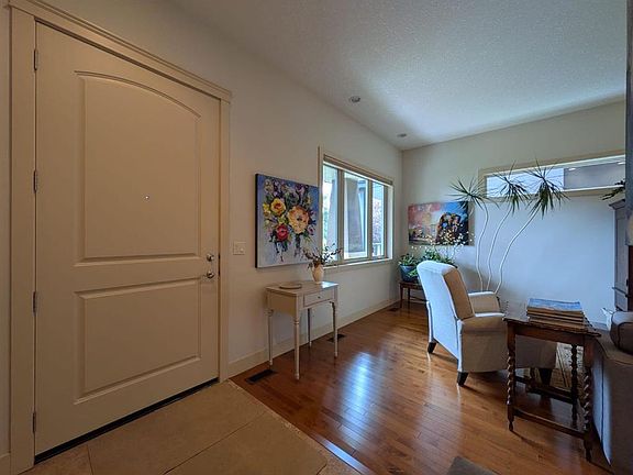 5th image of 2104 S 23rd Ave NW