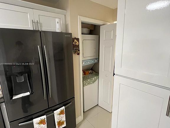 4th image of 9280 Fontainebleau Blvd APT 101